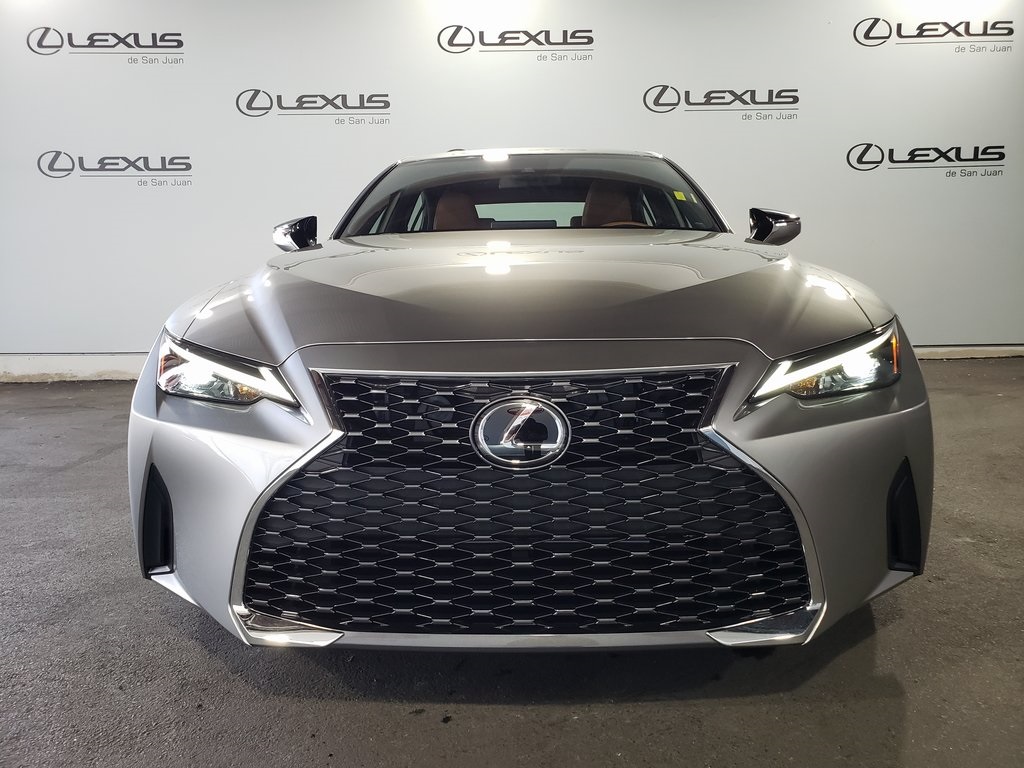 2025 Lexus IS 300 photo 6