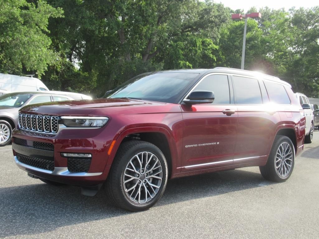 2025 Jeep Grand Cherokee L Summit photo 3