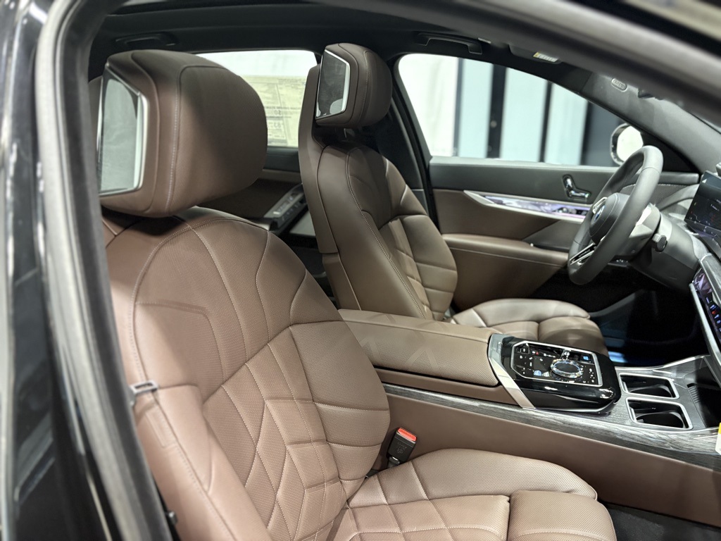 2025 Bmw i7 xDrive60 photo 24