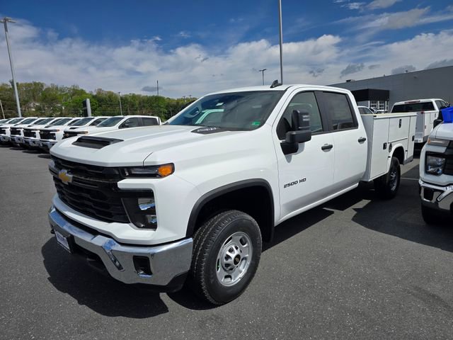 2024 Chevrolet Silverado 2500HD Work Truck photo 2