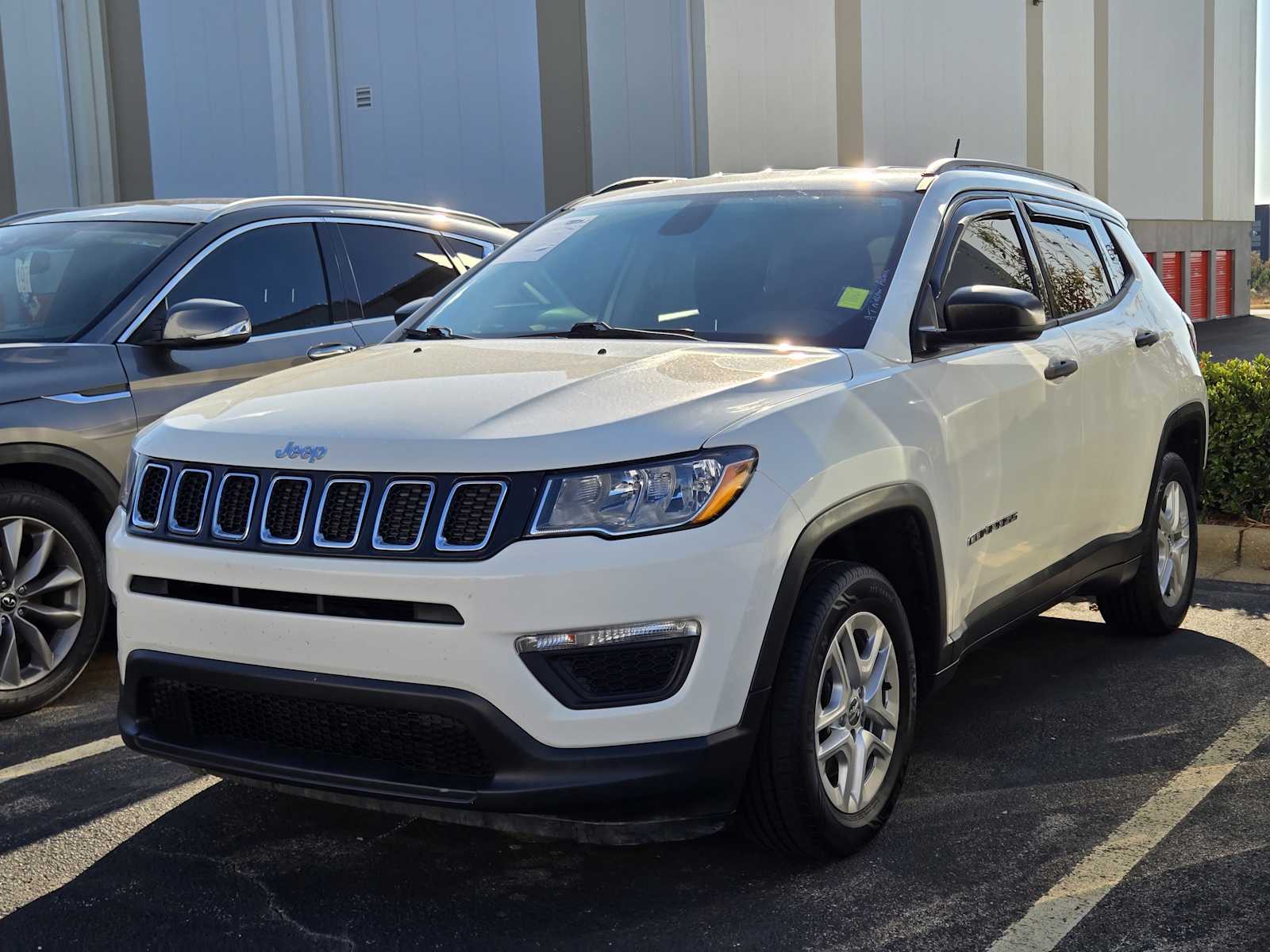 2018 Jeep Compass Sport photo 3