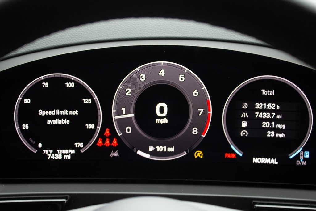 2024 Porsche Cayenne Base photo 15