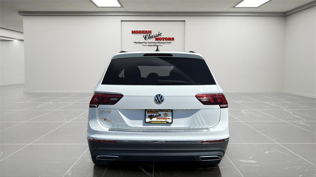 2021 Volkswagen Tiguan R-Line Black SEL photo 5