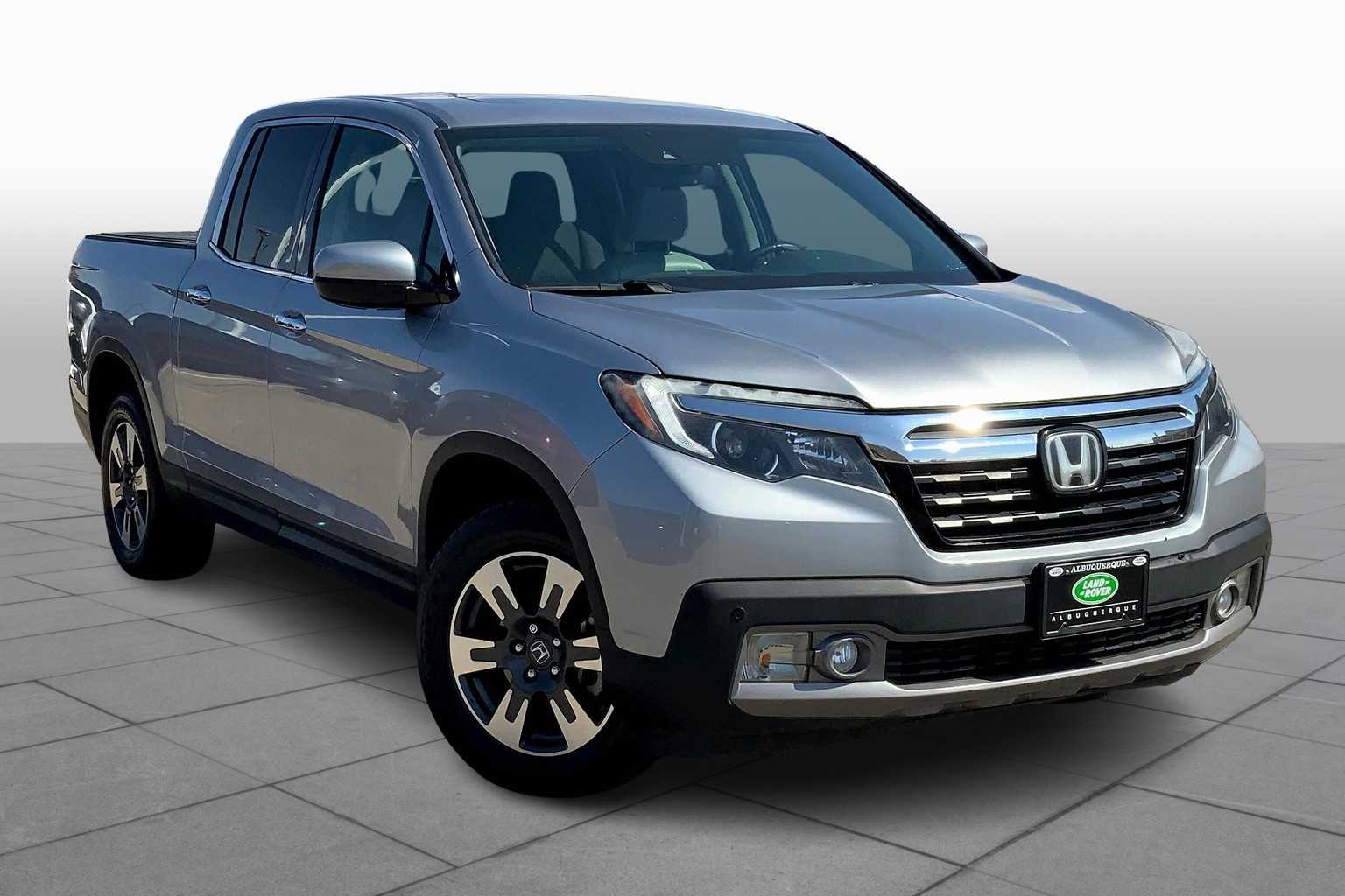 2018 Honda Ridgeline RTL-E photo 2
