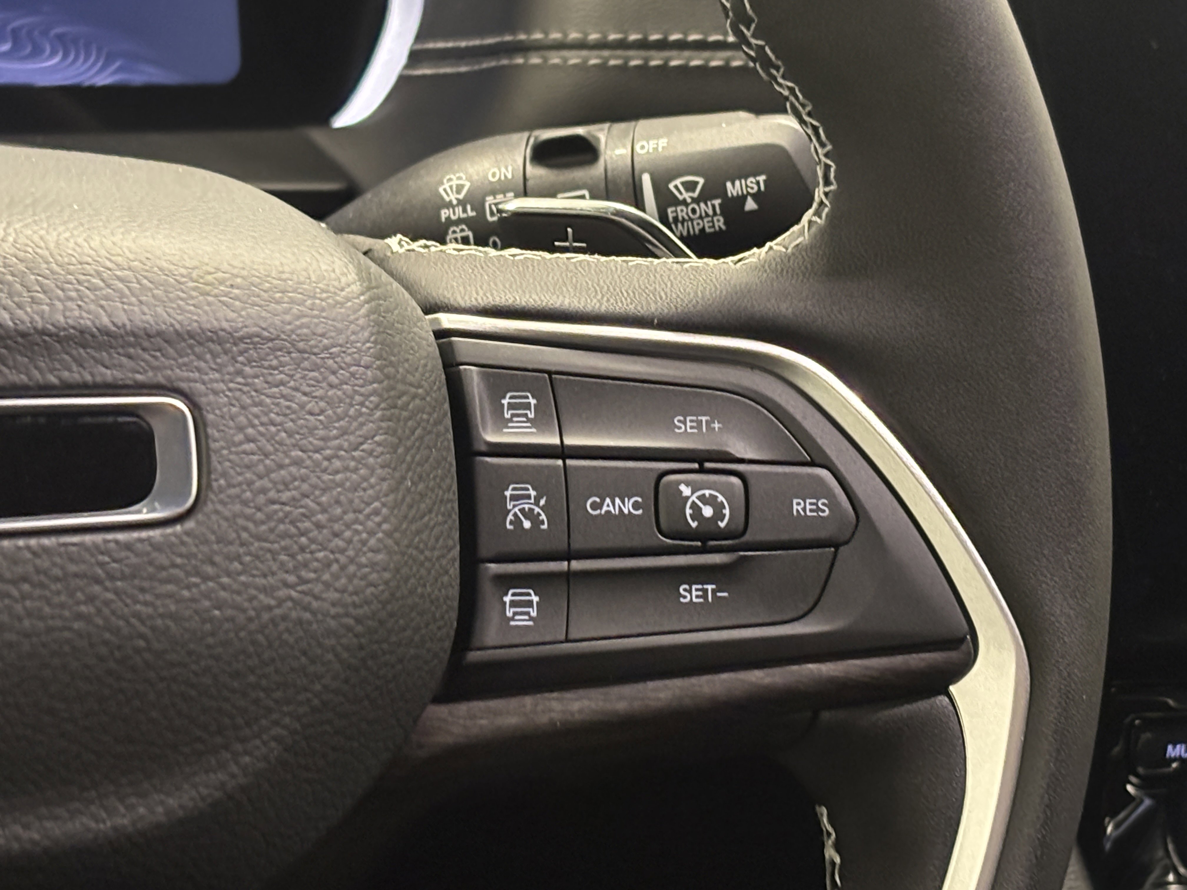 2025 Jeep Grand Cherokee Limited photo 10