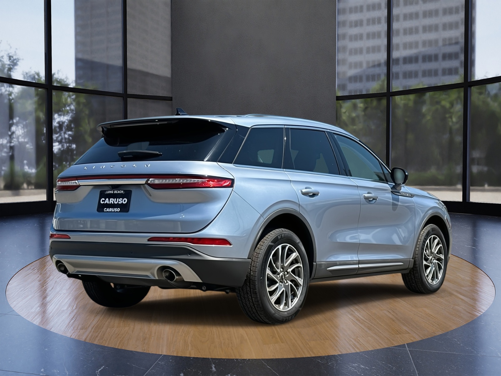 2022 Lincoln Corsair Standard photo 3