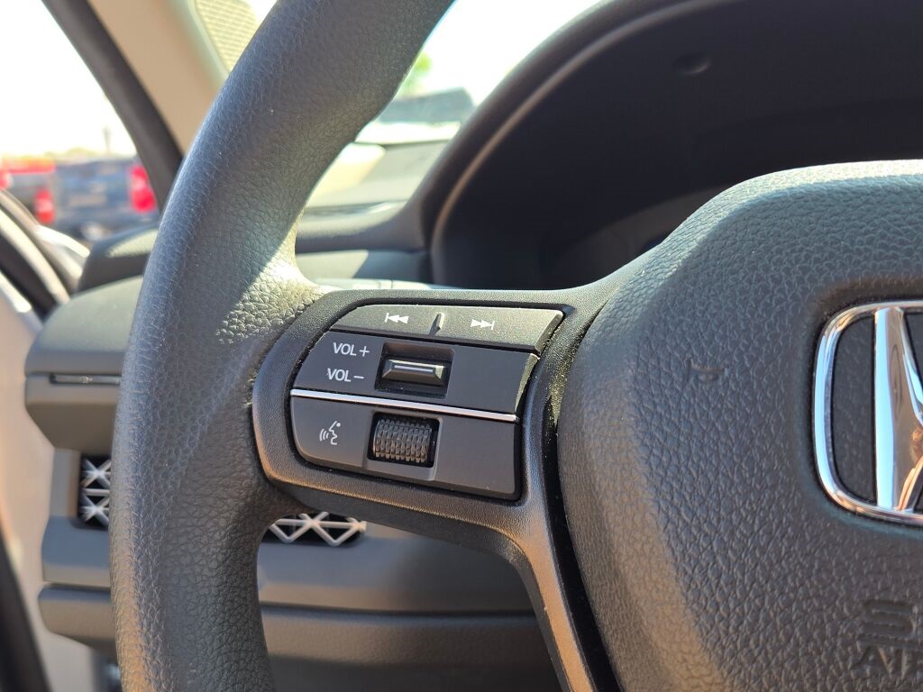 2025 Honda Accord SE photo 22