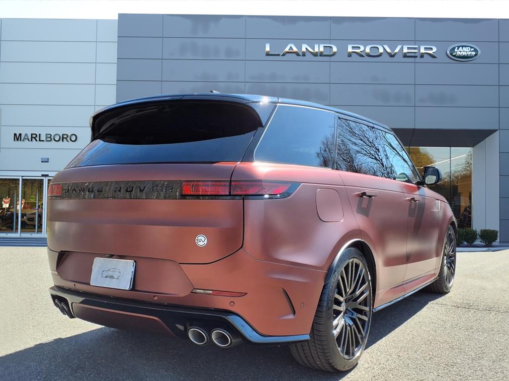 2025 Land Rover Range Rover Sport photo 2