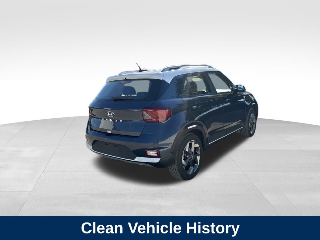 2024 Hyundai Venue SEL Limited photo 4