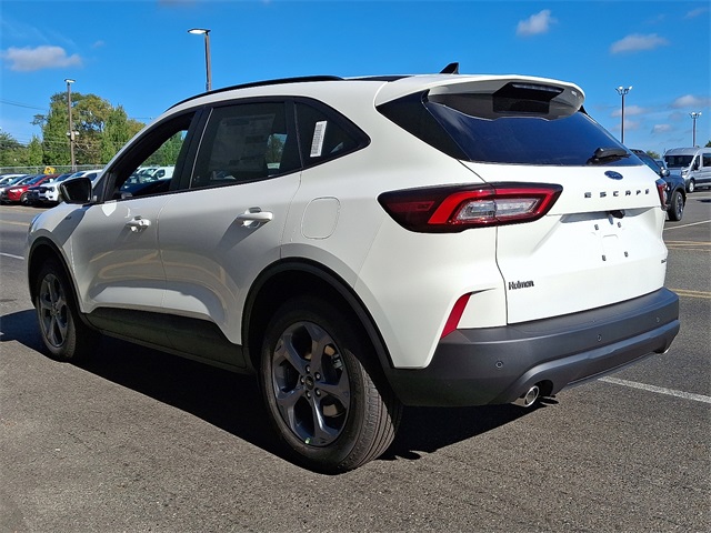 2026 Ford Escape ST-Line Select photo 4
