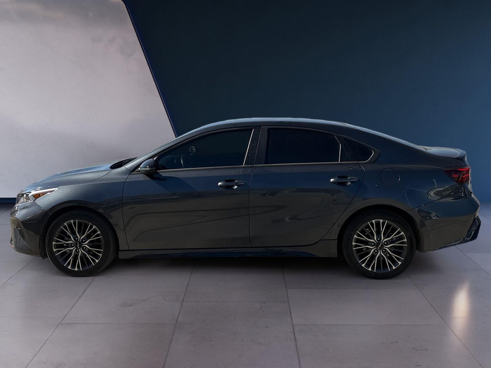 2024 Kia Forte GT-Line photo 2