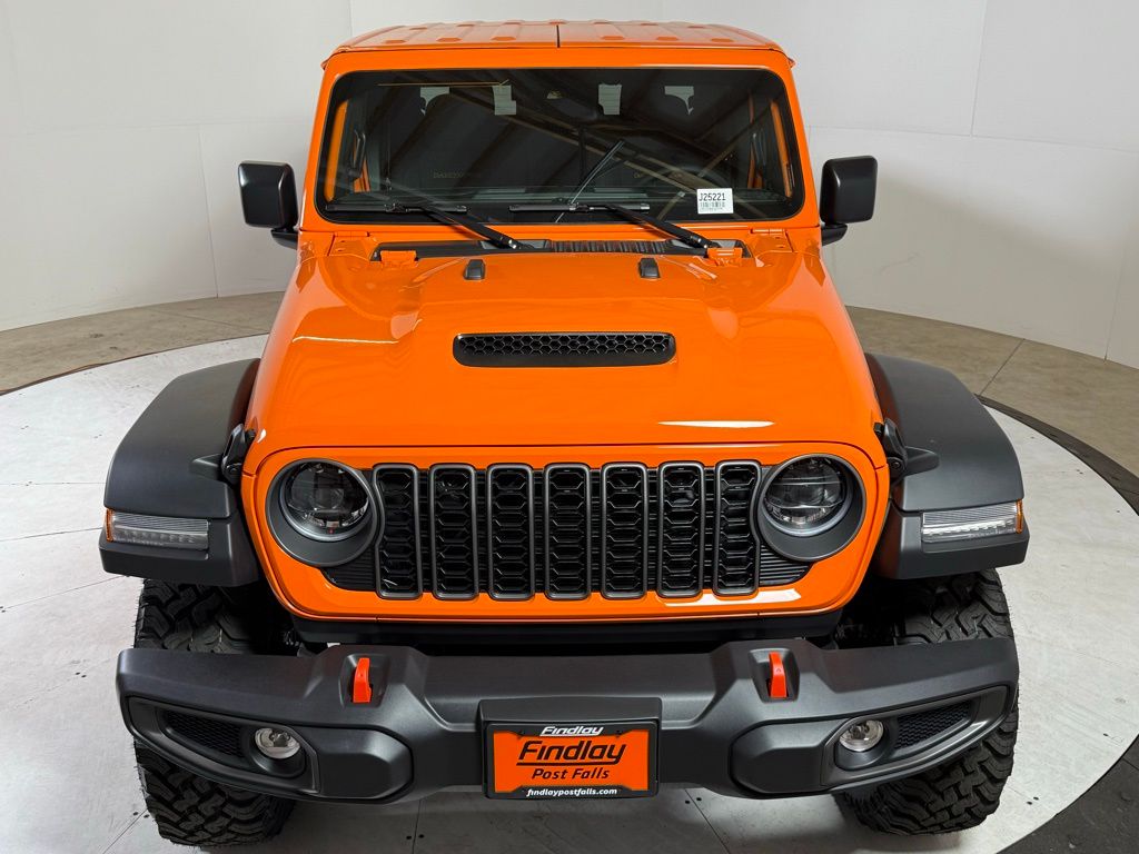 2025 Jeep Gladiator Mojave photo 2