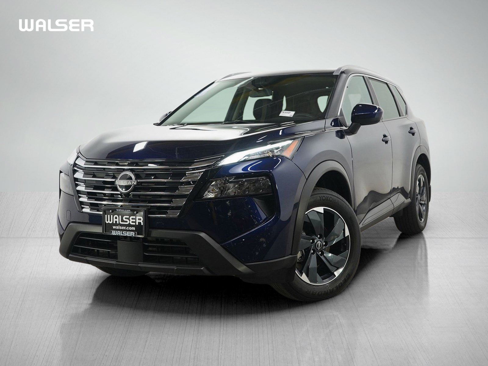 2024 Nissan Rogue SV's photo