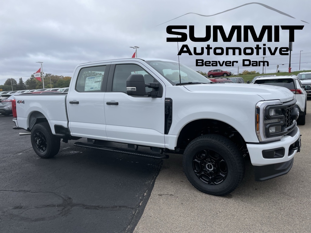 2026 Ford F-350 Super Duty XL's photo
