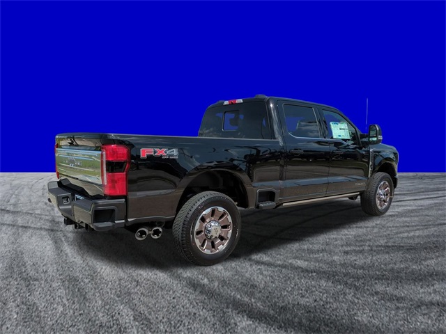 2025 Ford F-350 King Ranch photo 4