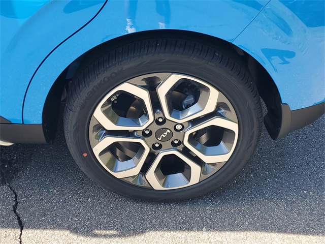 2025 Kia Soul EX photo 3