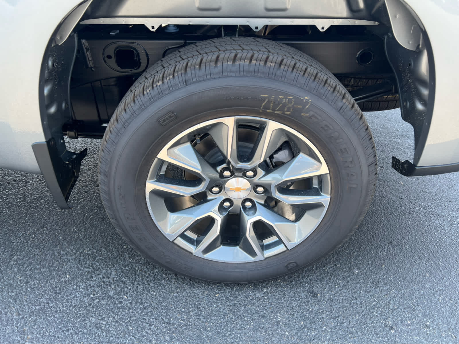 2026 Chevrolet Silverado 1500 LT photo 12