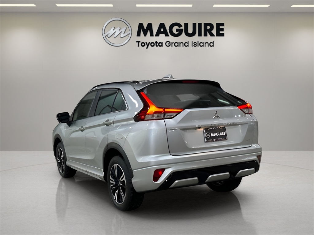 2025 Mitsubishi Eclipse Cross SEL photo 4
