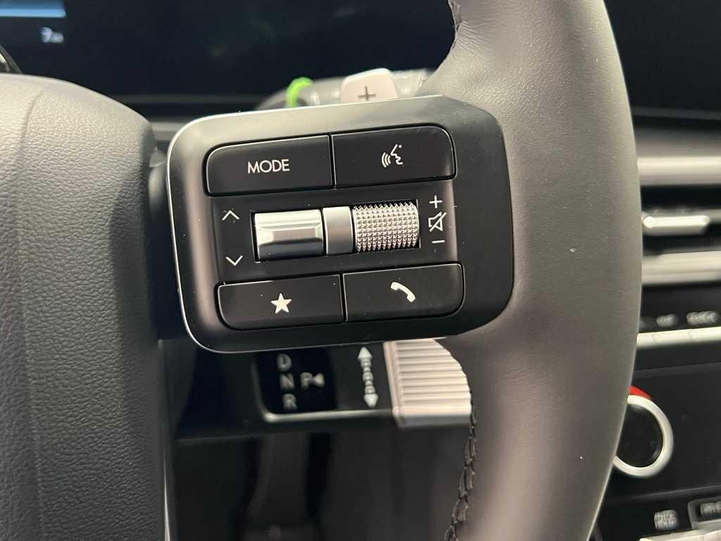 2025 Hyundai Santa Fe SEL photo 35