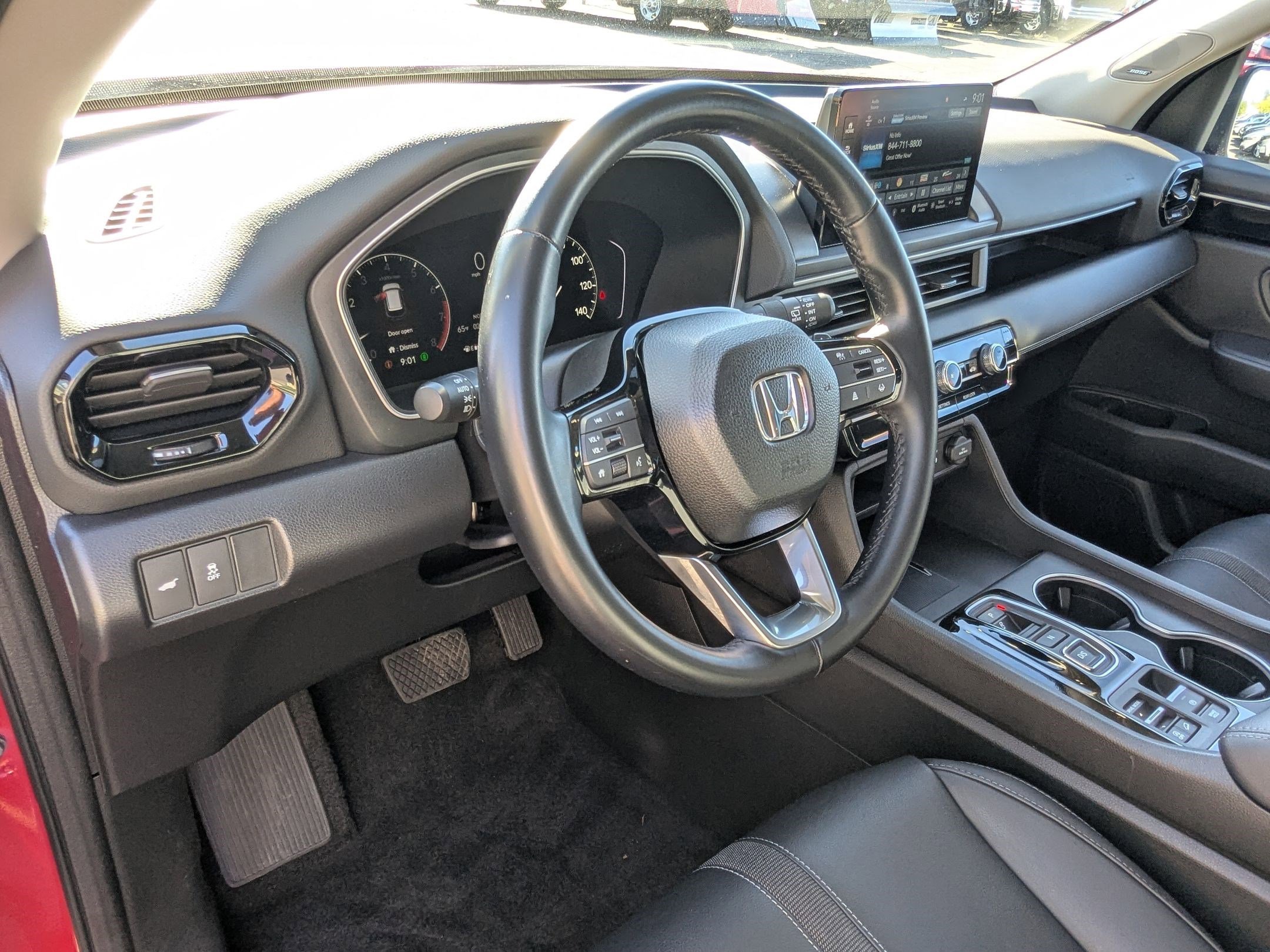 2023 Honda Pilot Touring photo 12
