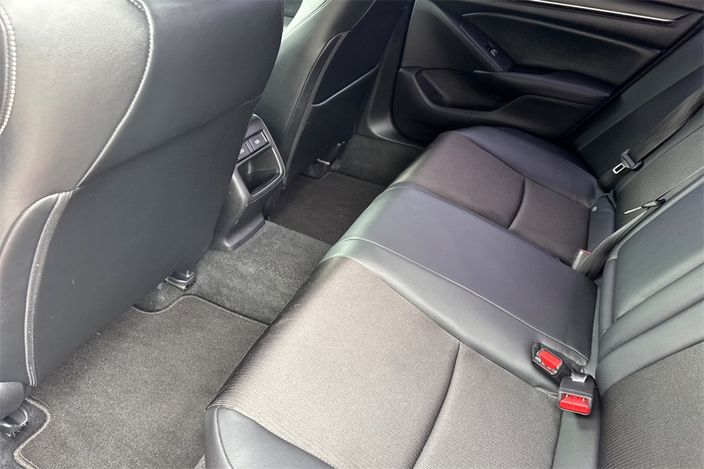 2022 Honda Accord Sport photo 13