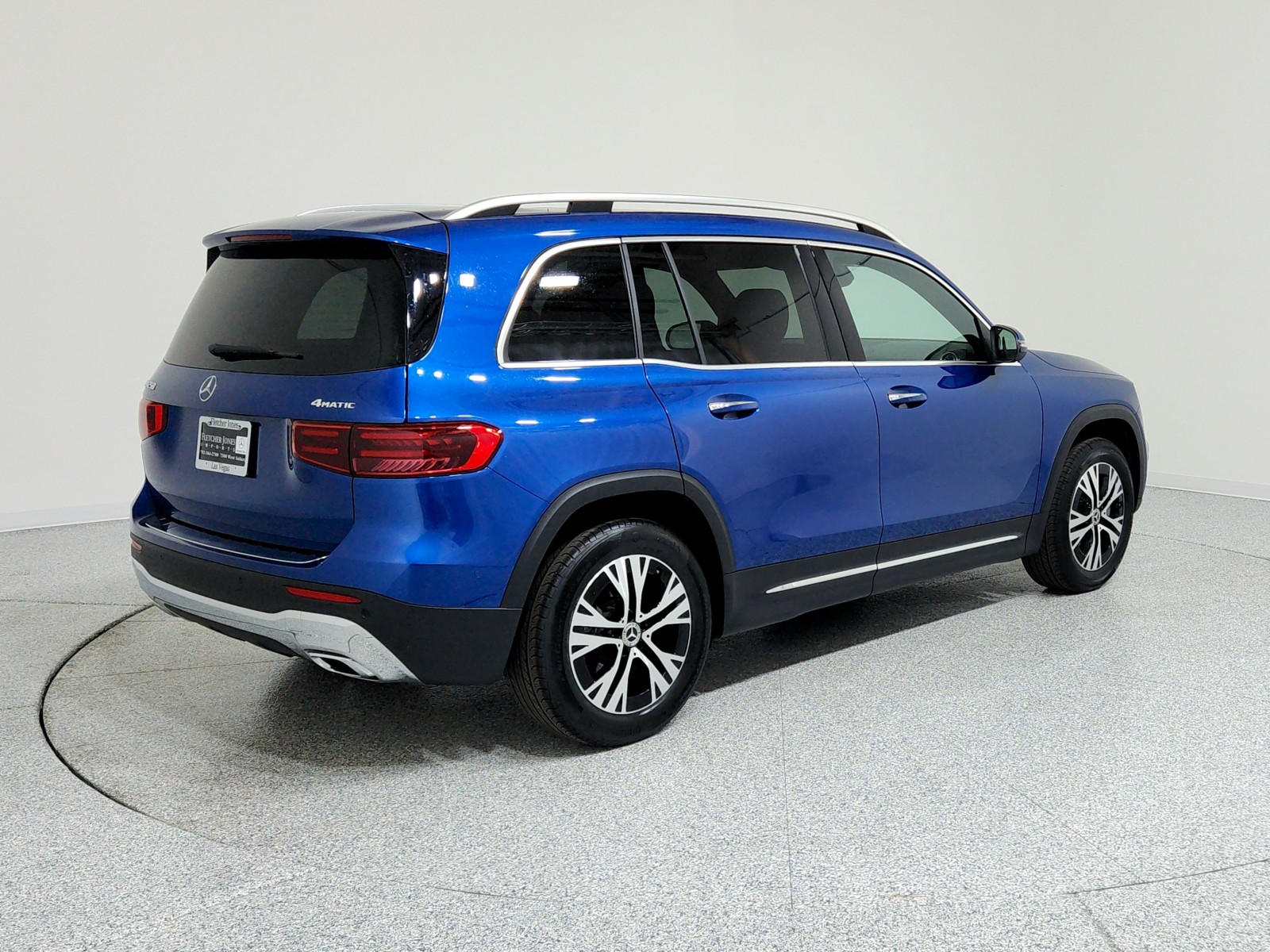 2024 Mercedes Benz GLB 250 photo 5