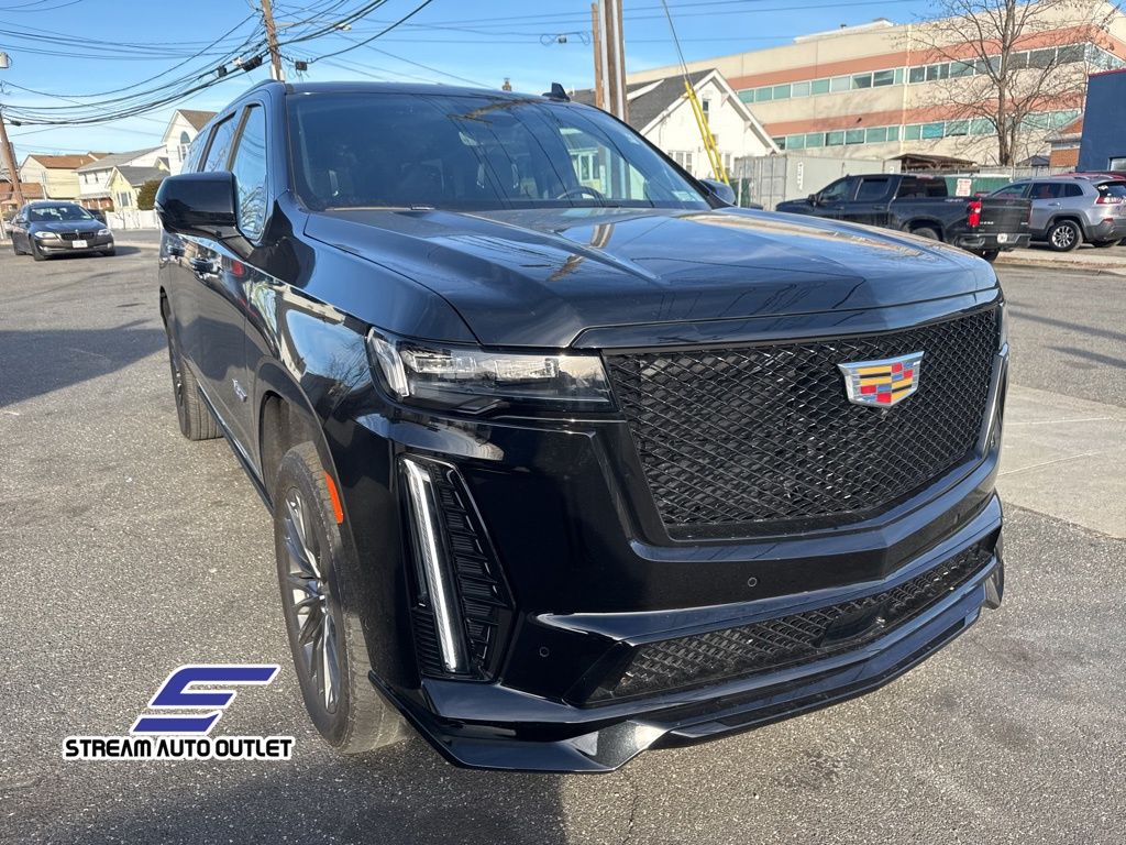 2023 Cadillac Escalade ESV V-Series photo 2