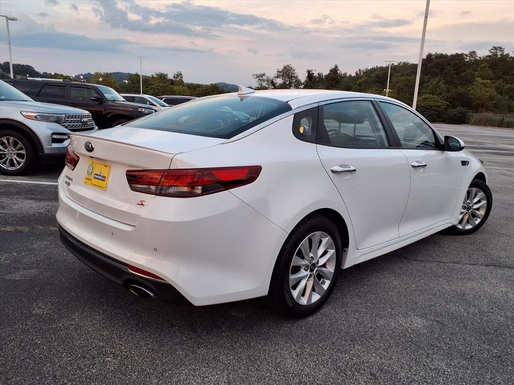 2018 Kia Optima S photo 20