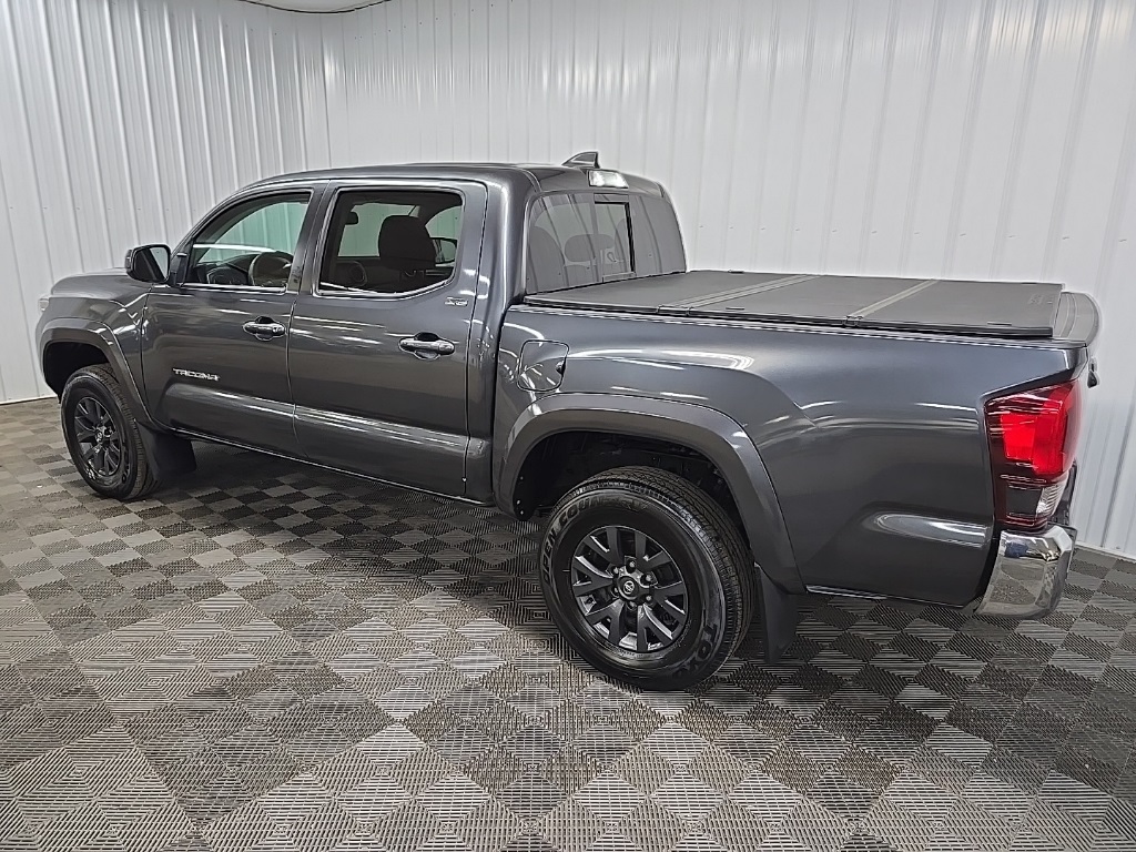 2022 Toyota Tacoma SR5 V6 photo 4