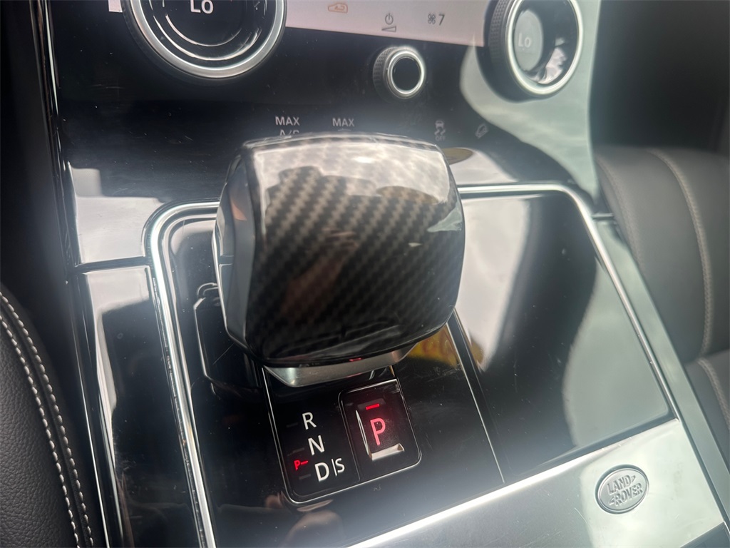 2023 Land Rover Range Rover Velar R-Dynamic S photo 27