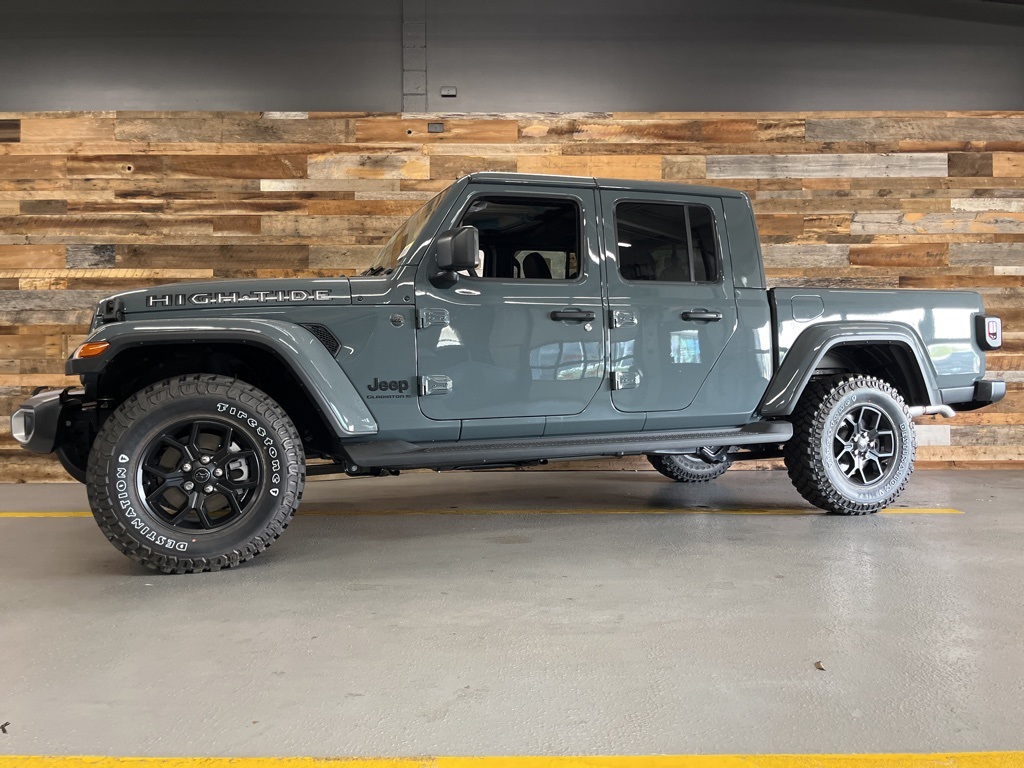 2025 Jeep Gladiator Sport photo 51