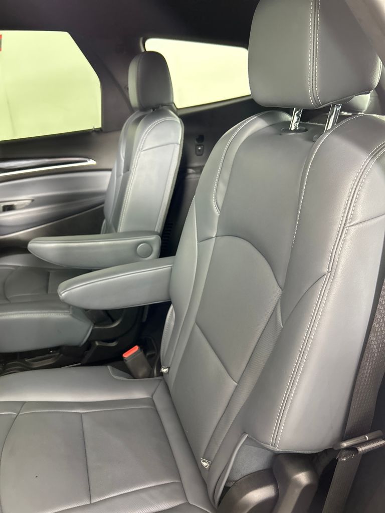 2024 Buick Enclave Premium photo 5