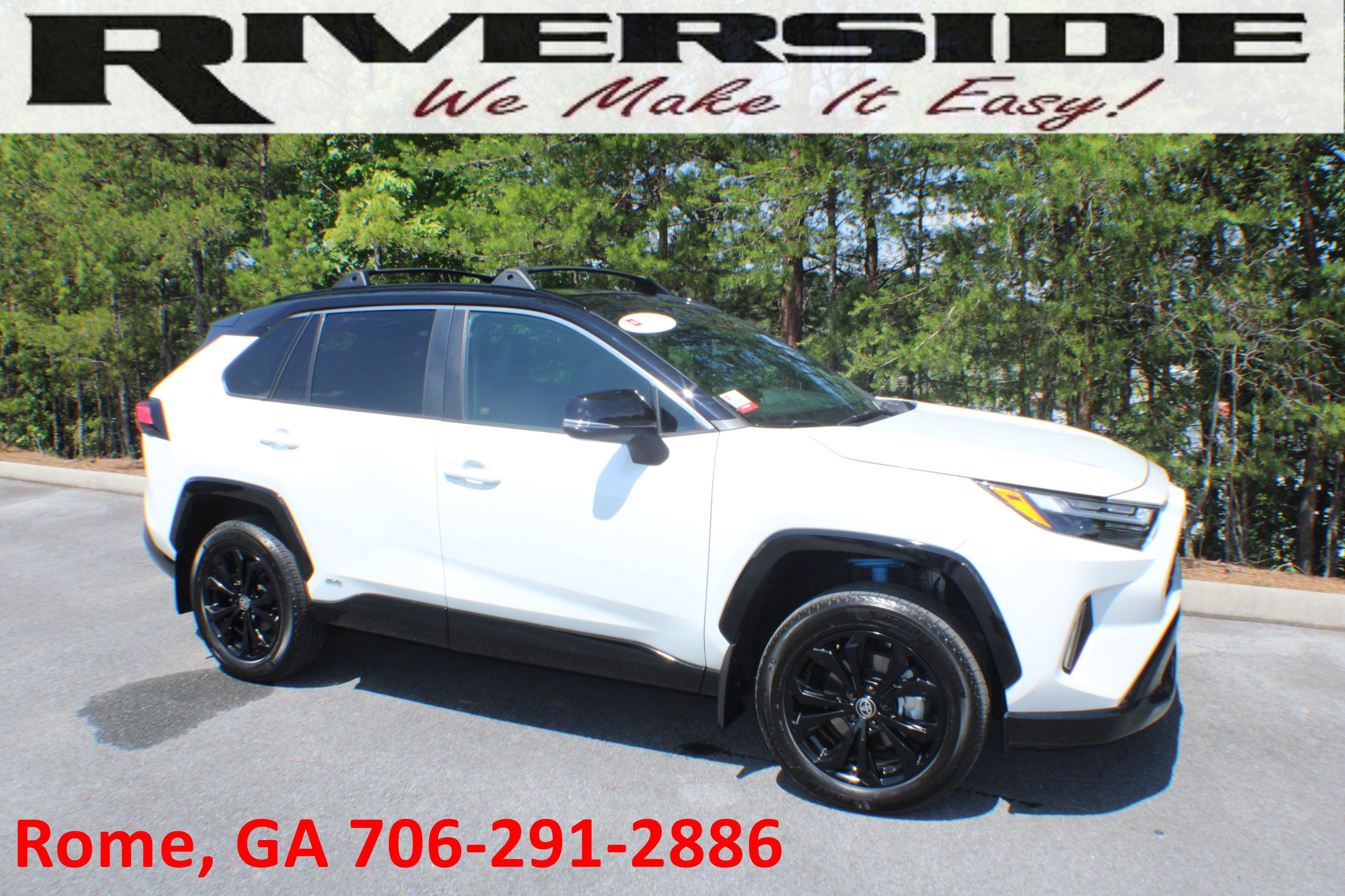 2024 Toyota RAV4 XSE's photo