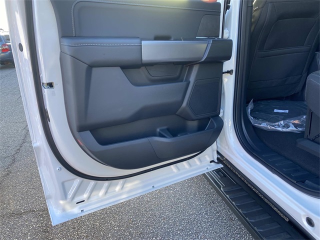 2025 Ford F-150 XLT photo 6