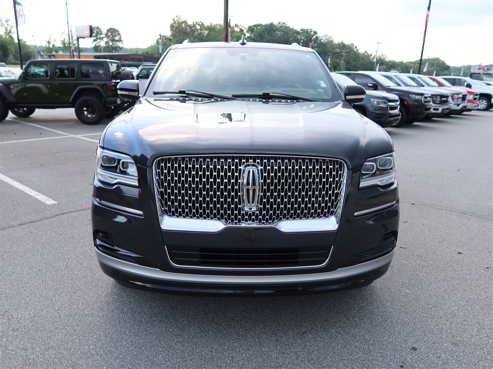 2023 Lincoln Navigator L Reserve photo 7