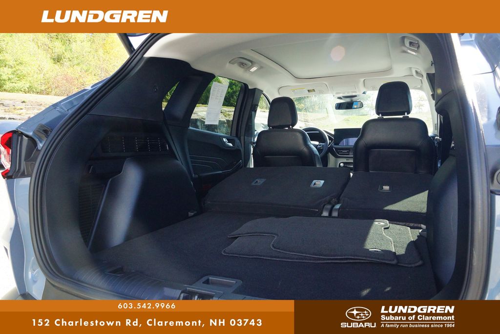 2025 Ford Escape Hybrid Platinum photo 16