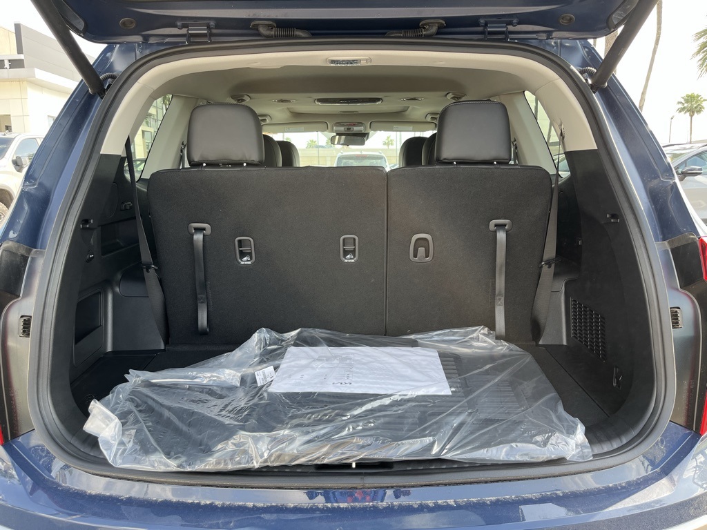 2025 Kia Telluride S photo 7
