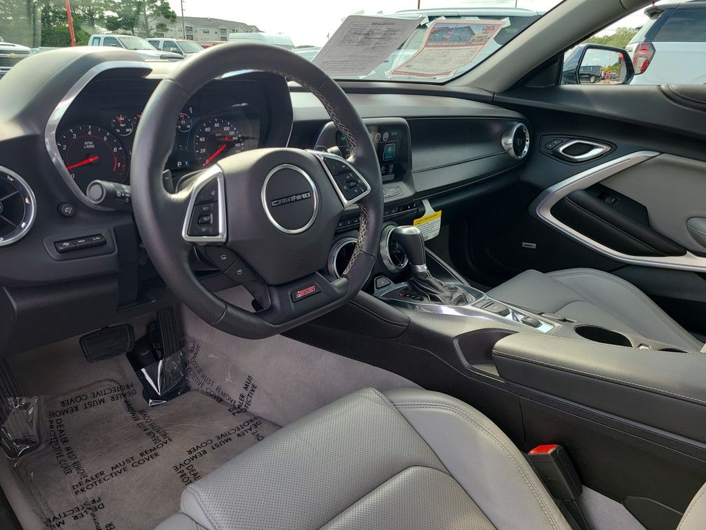 2016 Chevrolet Camaro 2SS photo 16