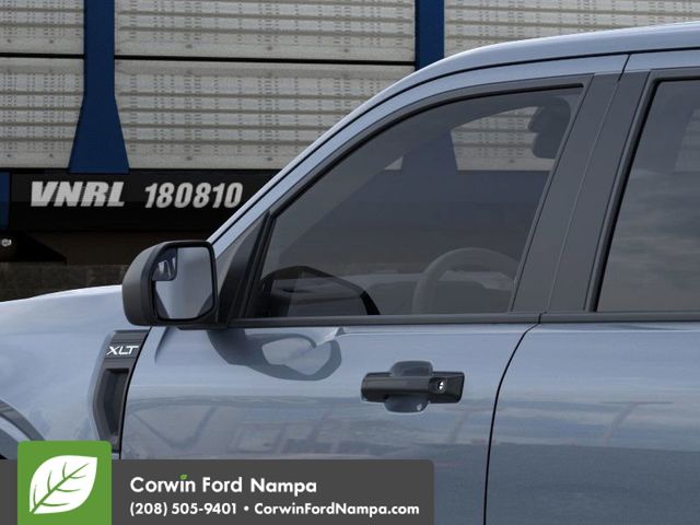 2025 Ford Maverick XLT photo 9