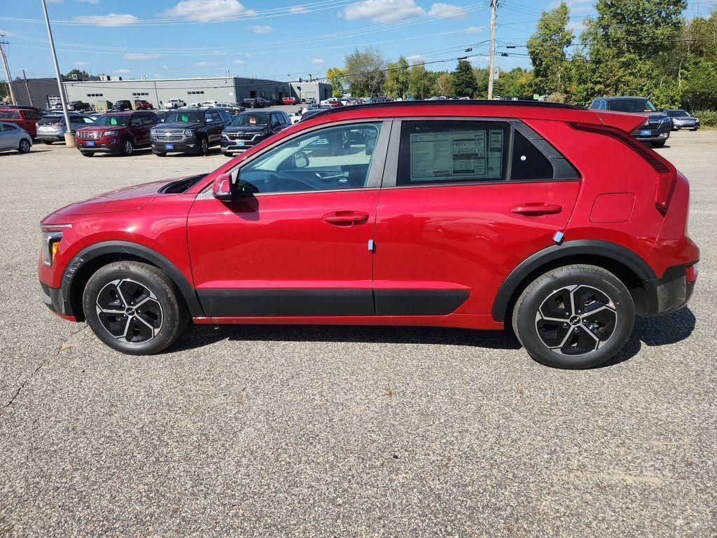 2025 Kia Niro EX photo 3