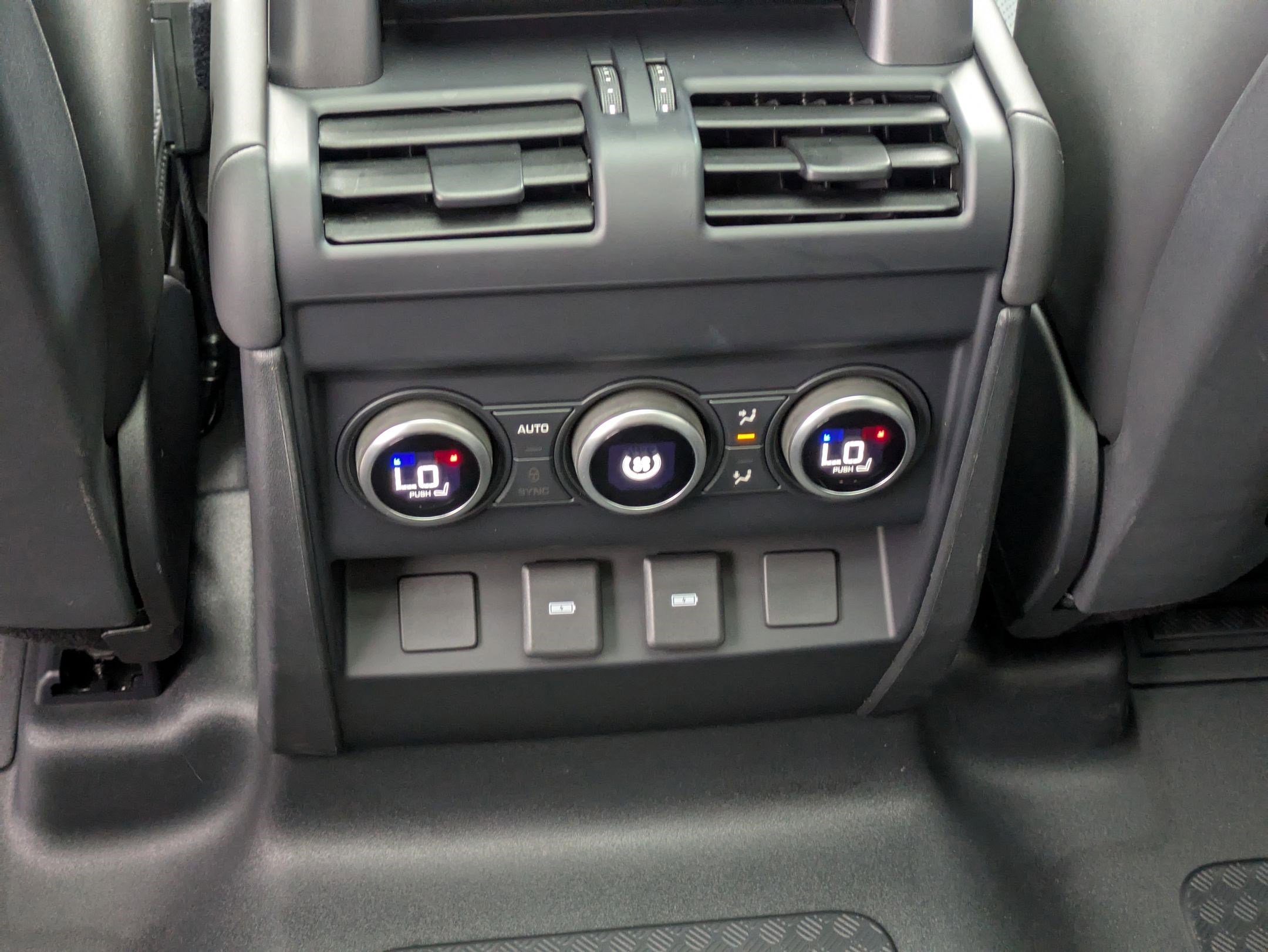 2023 Land Rover Defender 110 V8 110 Carpathian Edition photo 27