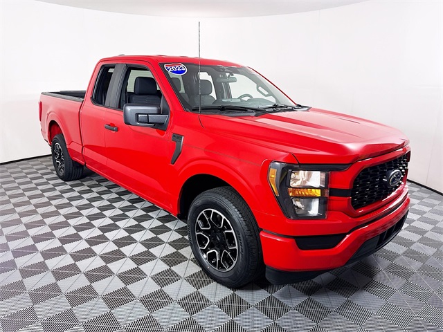 2023 Ford F-150 XL's photo