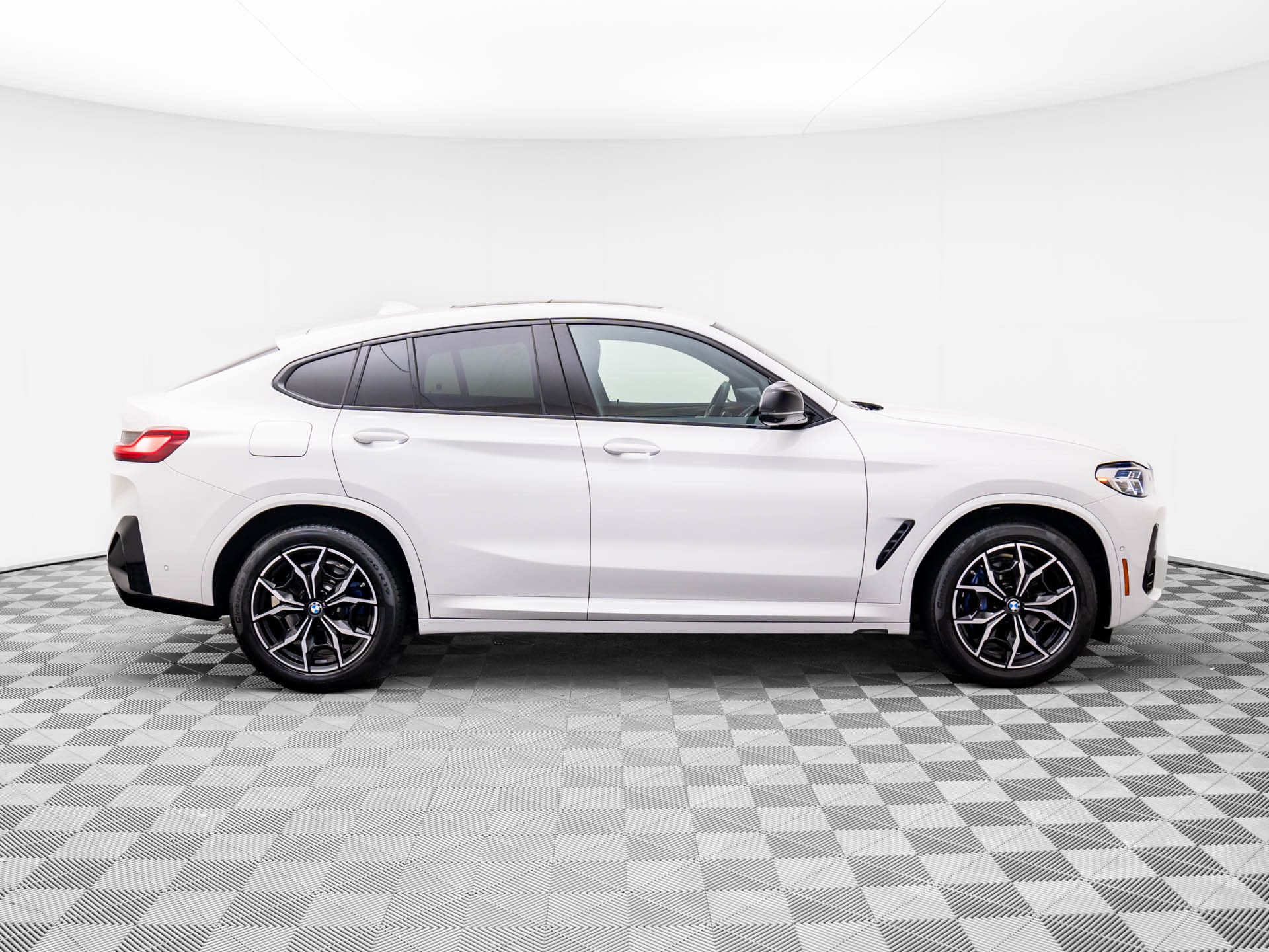 2025 Bmw X4 M40i photo 3