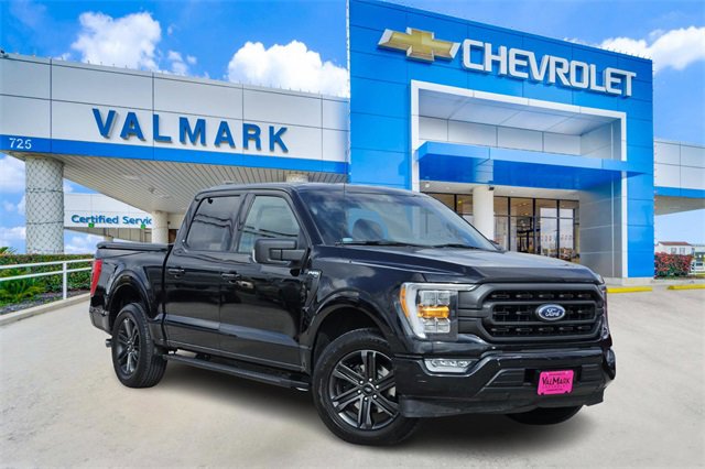 2022 Ford F-150 XL's photo