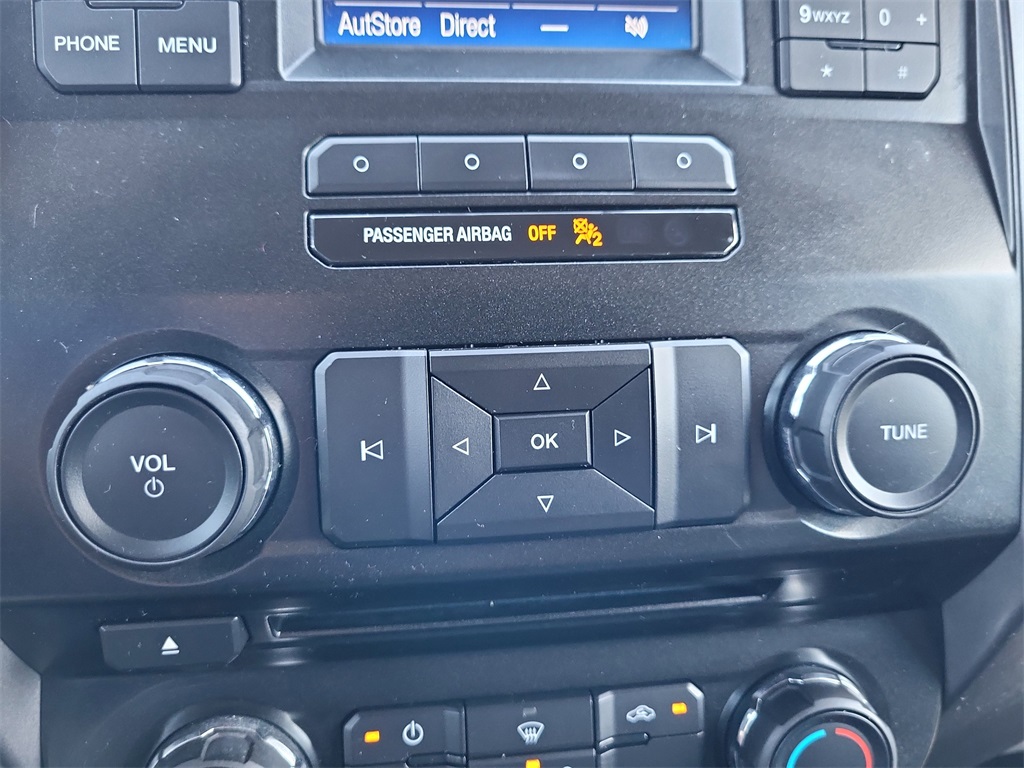 2016 Ford F-150 XLT photo 29