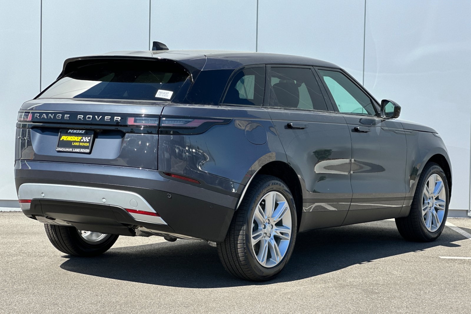 2026 Land Rover Range Rover Velar S photo 4