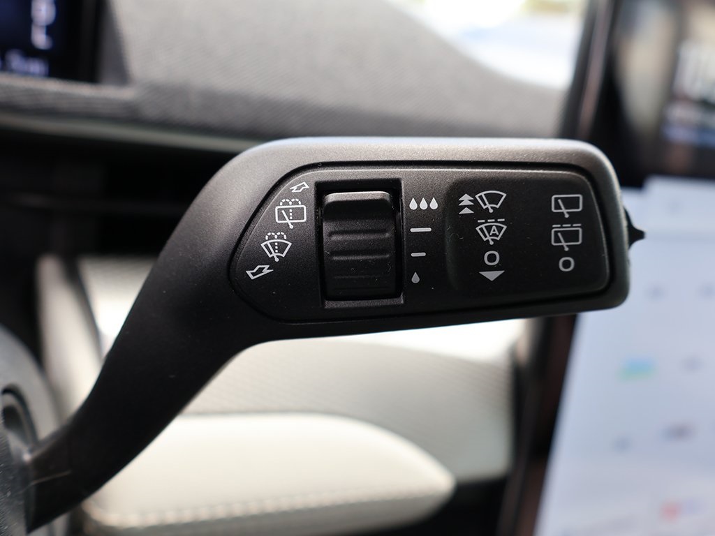 2022 Ford Mustang Mach-E Premium photo 48