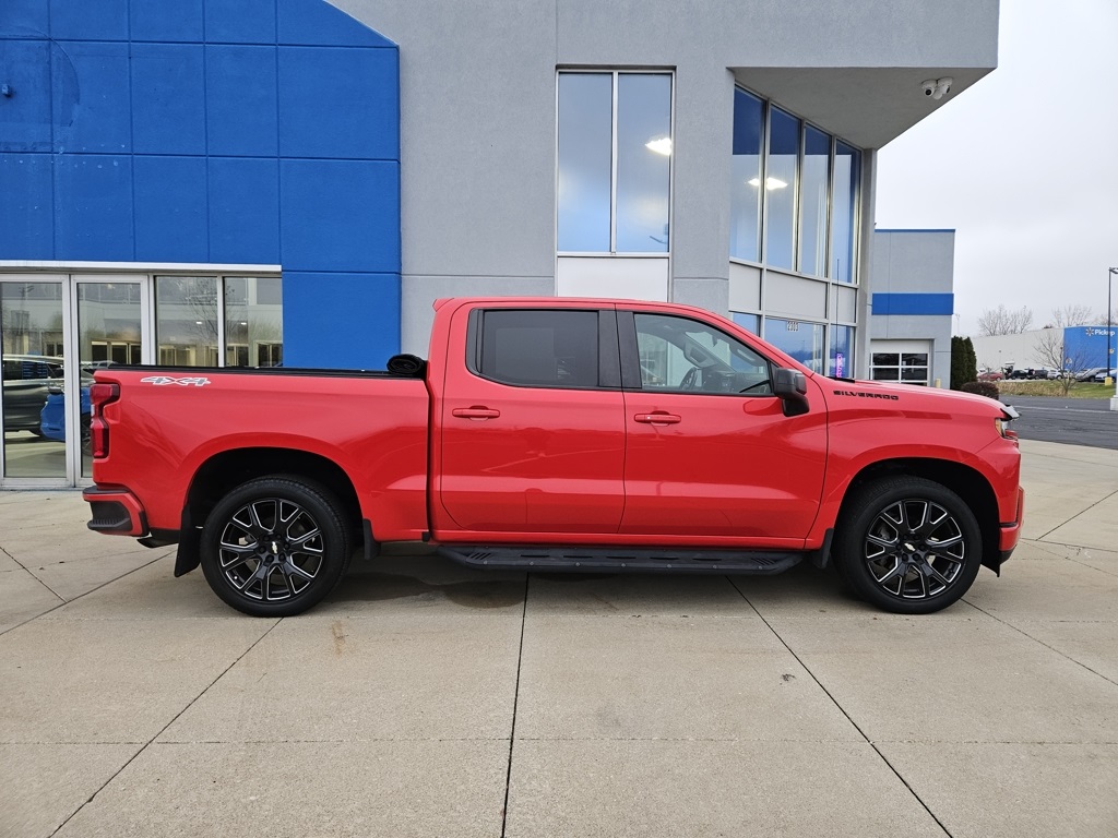 2020 Chevrolet Silverado 1500 RST photo 2