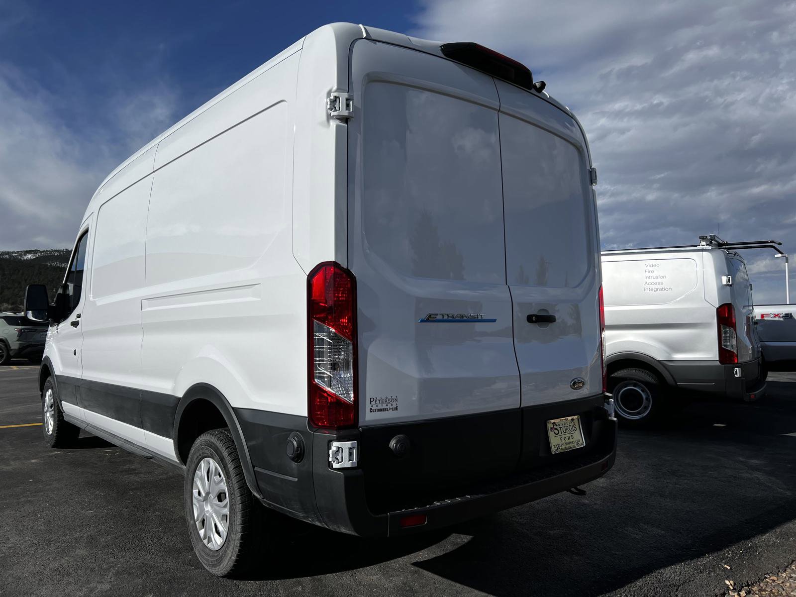2023 Ford Transit photo 3