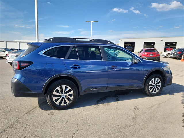 2020 Subaru Outback Premium photo 2